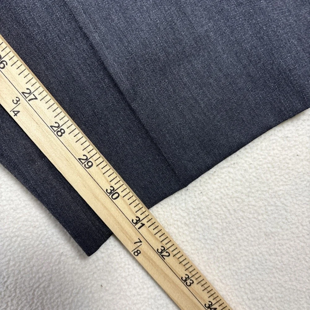 Jos A Bank Signature 2 Piece Suit Mens 43L/36W Gray Plaid 100% Wool Jacket Pants